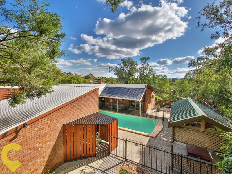 24 Barney Street, Arana Hills QLD 4054