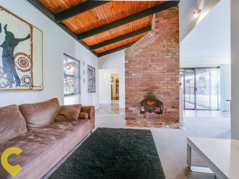 24 Barney Street, Arana Hills QLD 4054