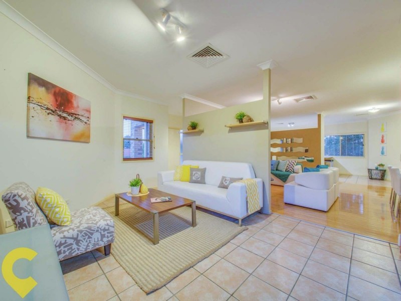 9 Reginald Avenue, Arana Hills QLD 4054