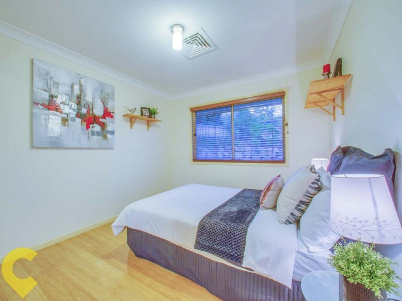 9 Reginald Avenue, Arana Hills QLD 4054