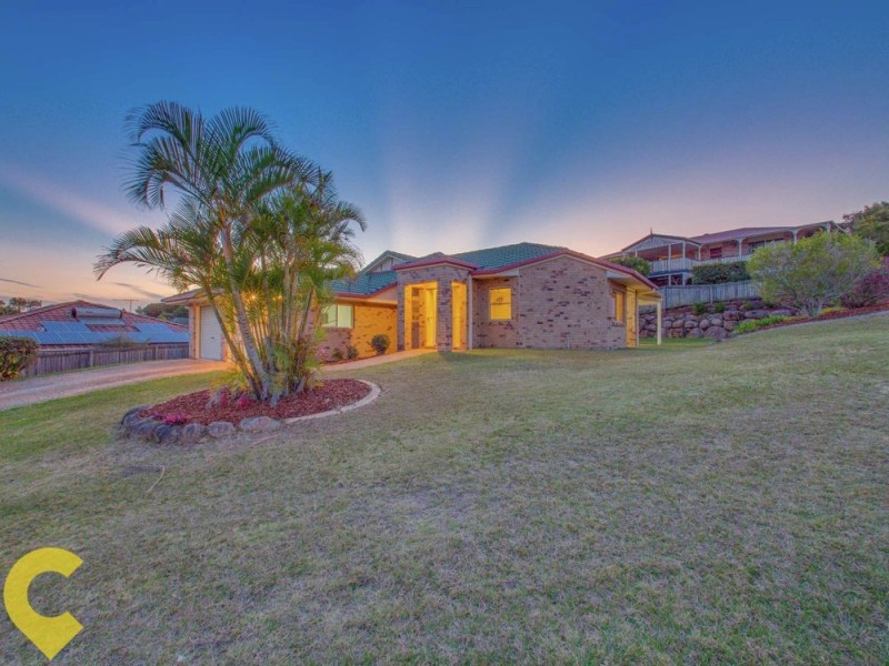 9 Reginald Avenue, Arana Hills QLD 4054