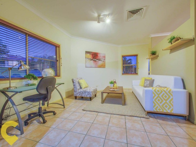 9 Reginald Avenue, Arana Hills QLD 4054