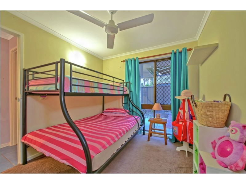 7 Ferny Way, Ferny Hills QLD 4055