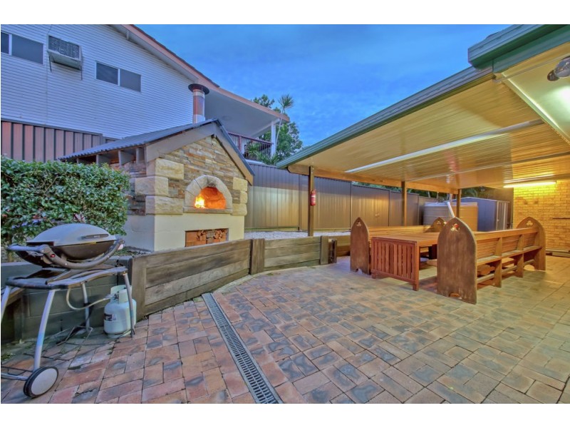 7 Ferny Way, Ferny Hills QLD 4055