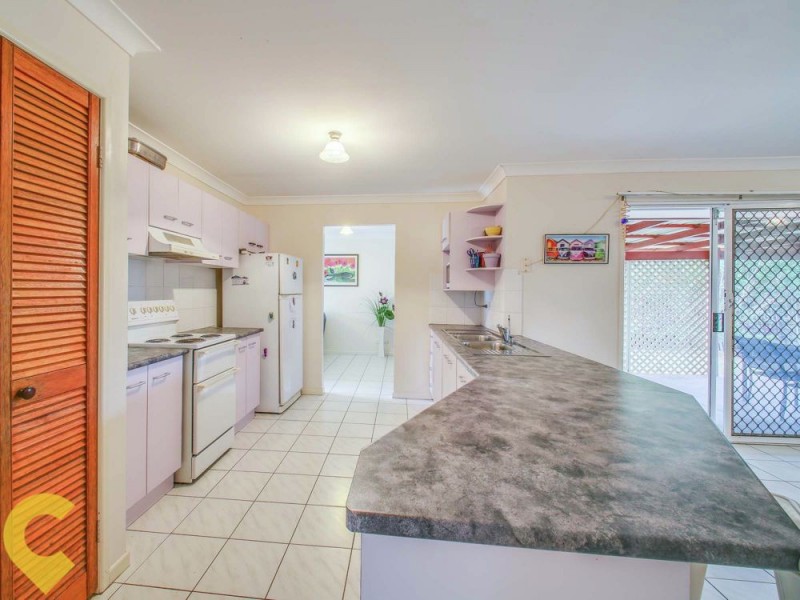 24 Bowers Road South, Everton Hills QLD 4053