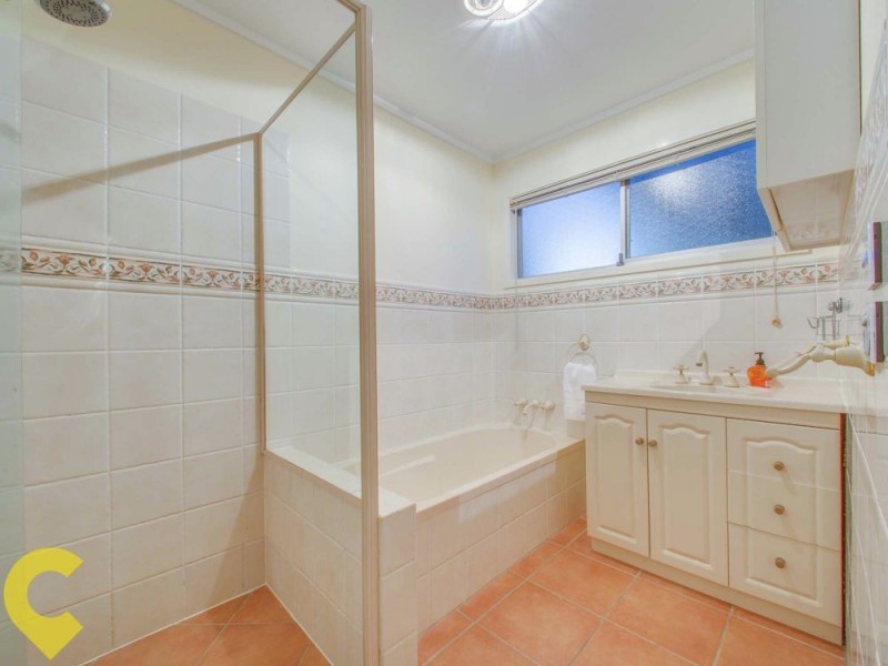 66 Bennetts Road, Everton Hills QLD 4053