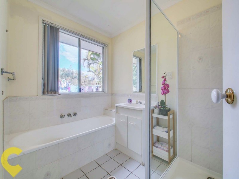 32 Bowers Road South, Everton Hills QLD 4053