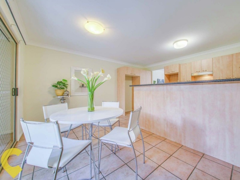 2/35 Manson Parade, Yeronga QLD 4104