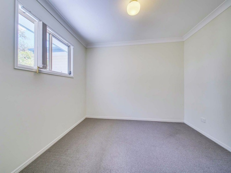 2/35 Manson Parade, Yeronga QLD 4104