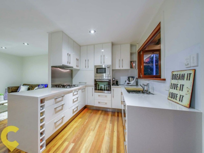 14 Bunora Avenue, Ferny Hills QLD 4055