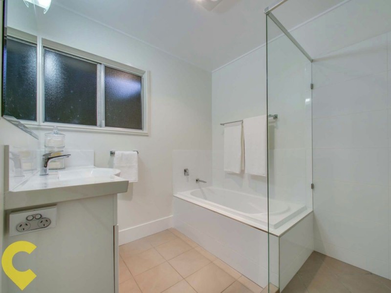 14 Bunora Avenue, Ferny Hills QLD 4055