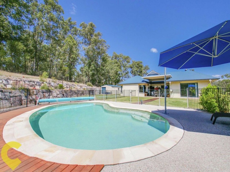 2 Bunya Lake Court, Bunya QLD 4055