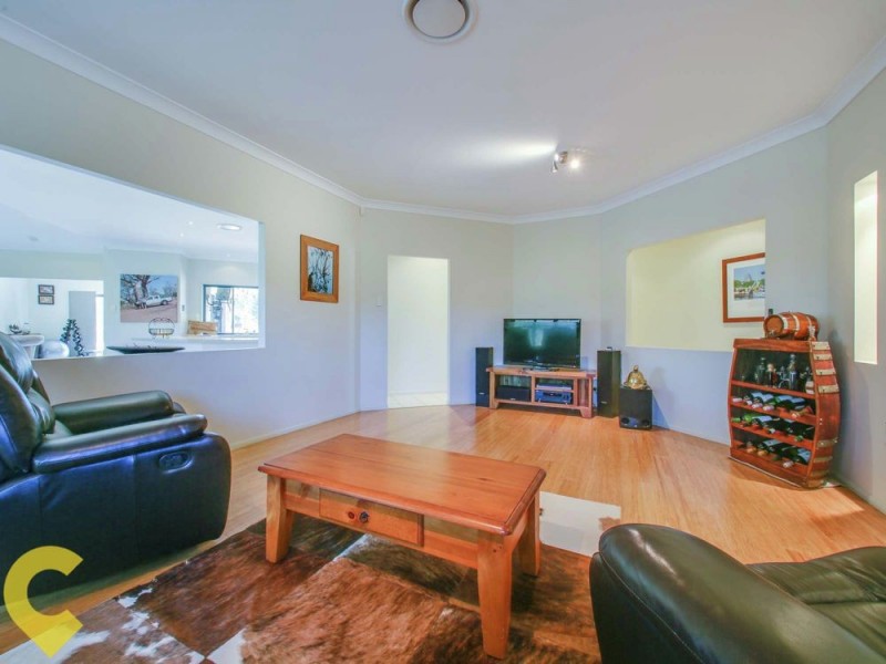 2 Bunya Lake Court, Bunya QLD 4055