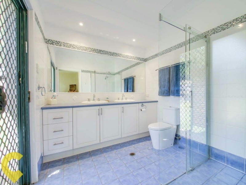 2 Bunya Lake Court, Bunya QLD 4055