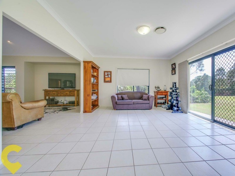 2 Bunya Lake Court, Bunya QLD 4055