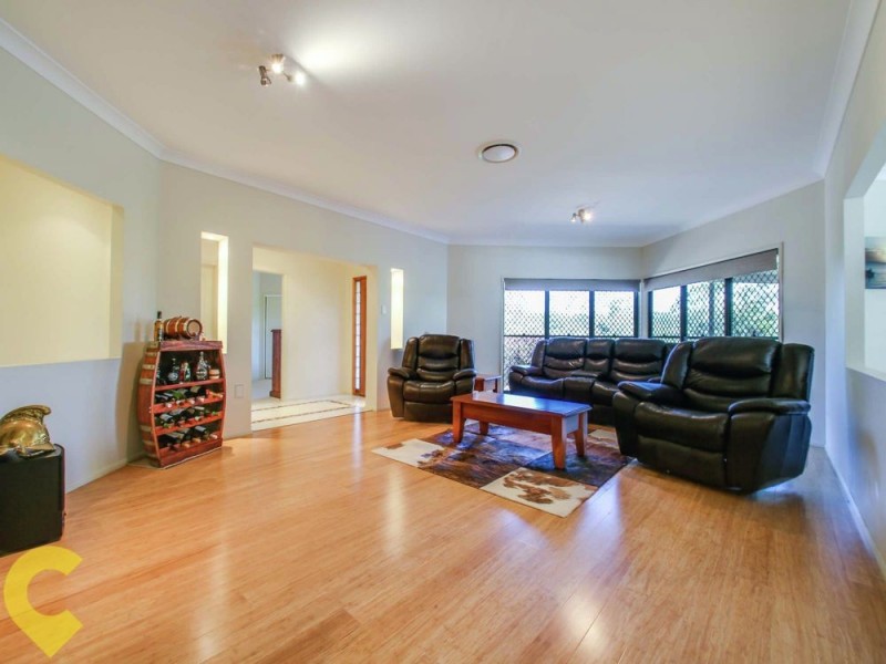 2 Bunya Lake Court, Bunya QLD 4055