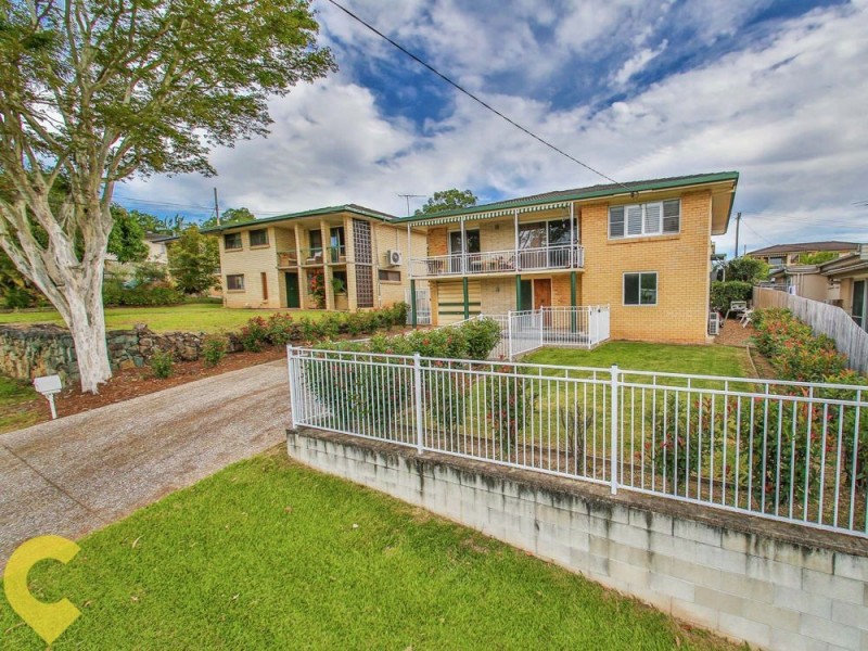 35 Lomatia Street, Everton Hills QLD 4053