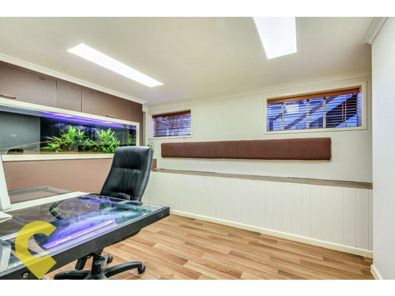 12 Lurneah Crescent, Ferny Hills QLD 4055