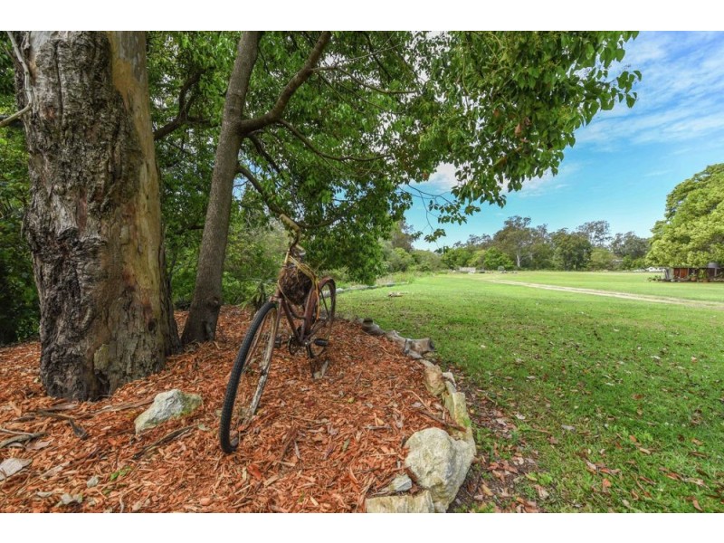 82 Rangeleigh Street, Ferny Hills QLD 4055