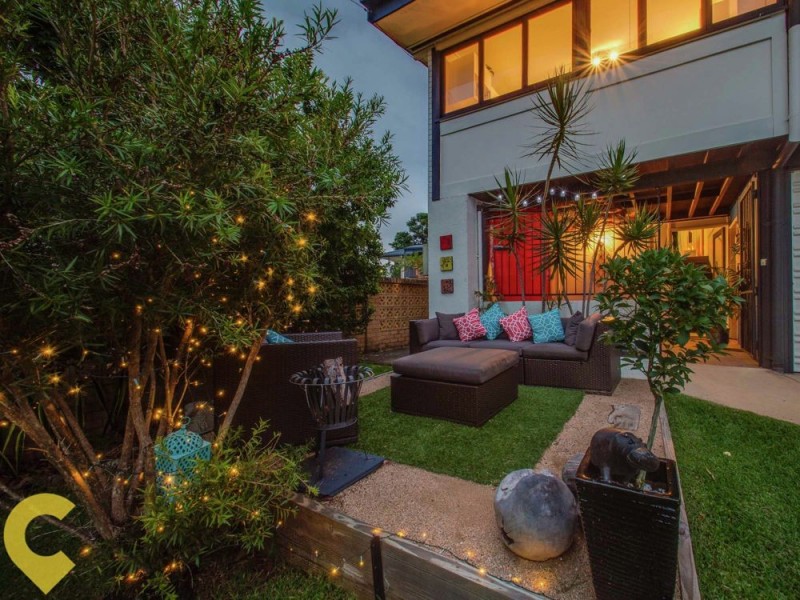 22 Penambul Crescent, Ferny Hills QLD 4055