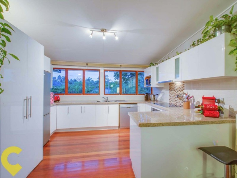 22 Penambul Crescent, Ferny Hills QLD 4055