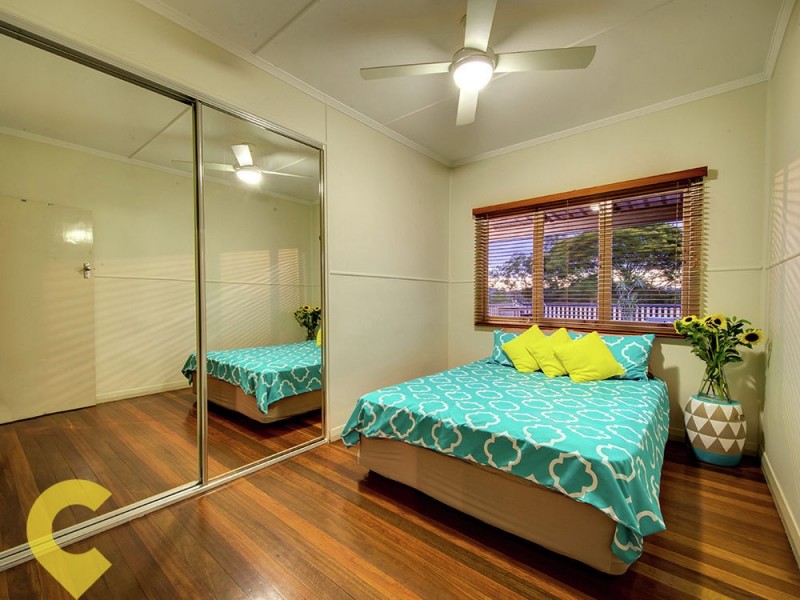 41 Plucks Road, Arana Hills QLD 4054