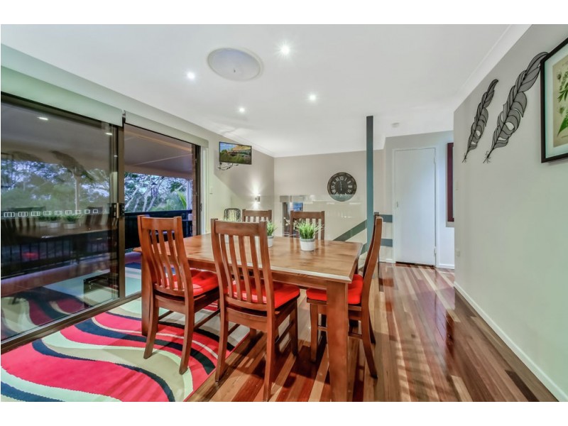 2 Yingally Drive, Arana Hills QLD 4054