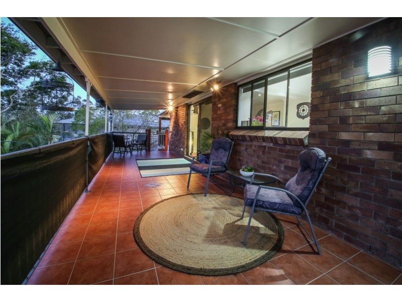 2 Yingally Drive, Arana Hills QLD 4054