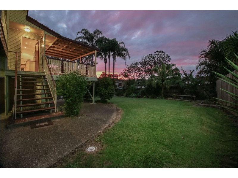 14 Lurneah Crescent, Ferny Hills QLD 4055