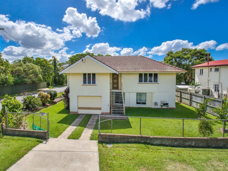 11 Cross Street, Mitchelton QLD 4053