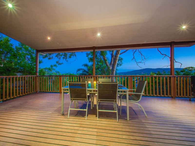 1012 South Pine Road, Everton Hills QLD 4053