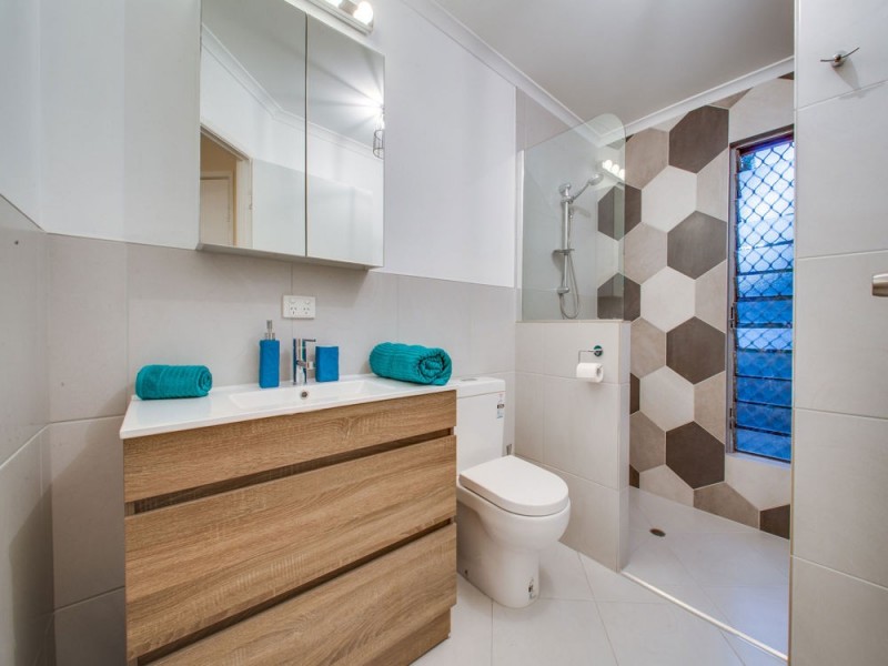 1012 South Pine Road, Everton Hills QLD 4053