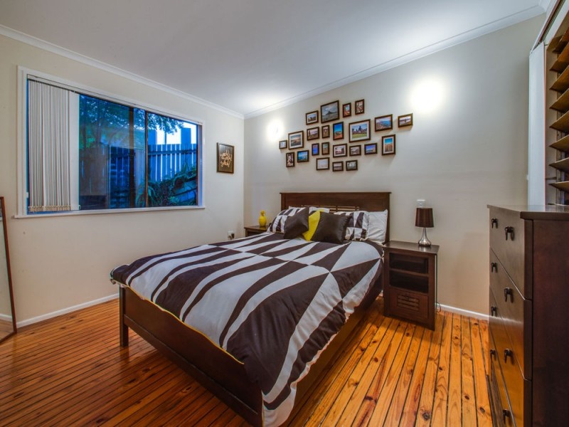 1012 South Pine Road, Everton Hills QLD 4053