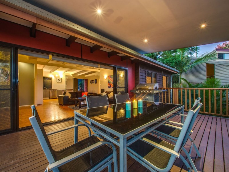 1012 South Pine Road, Everton Hills QLD 4053