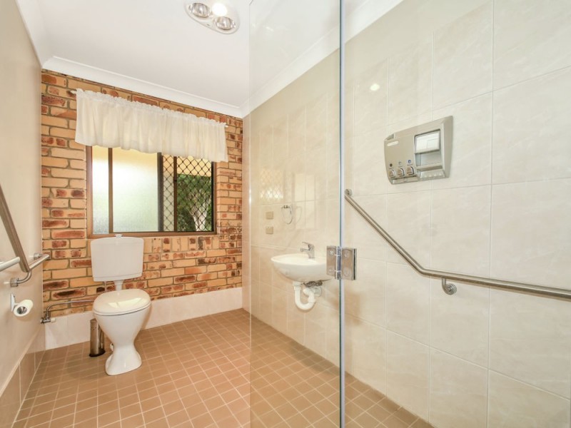 24 Acacia Street, Everton Hills QLD 4053