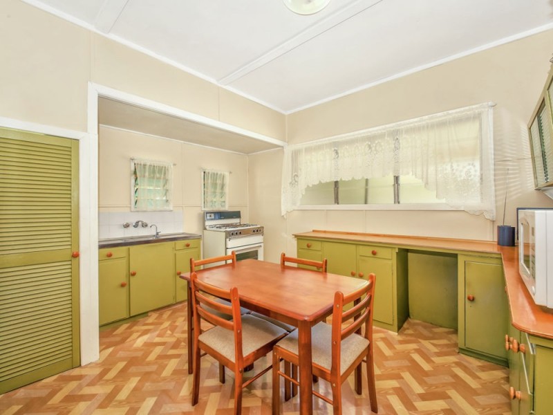 60 Blaker Road, Mitchelton QLD 4053