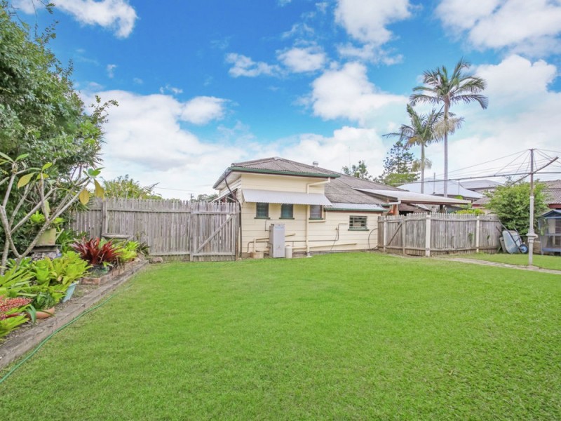 60 Blaker Road, Mitchelton QLD 4053
