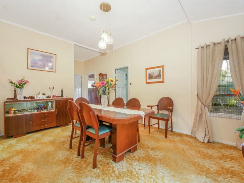 60 Blaker Road, Mitchelton QLD 4053