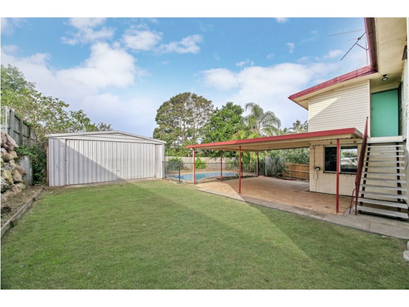 19 Penambul Crescent, Ferny Hills QLD 4055