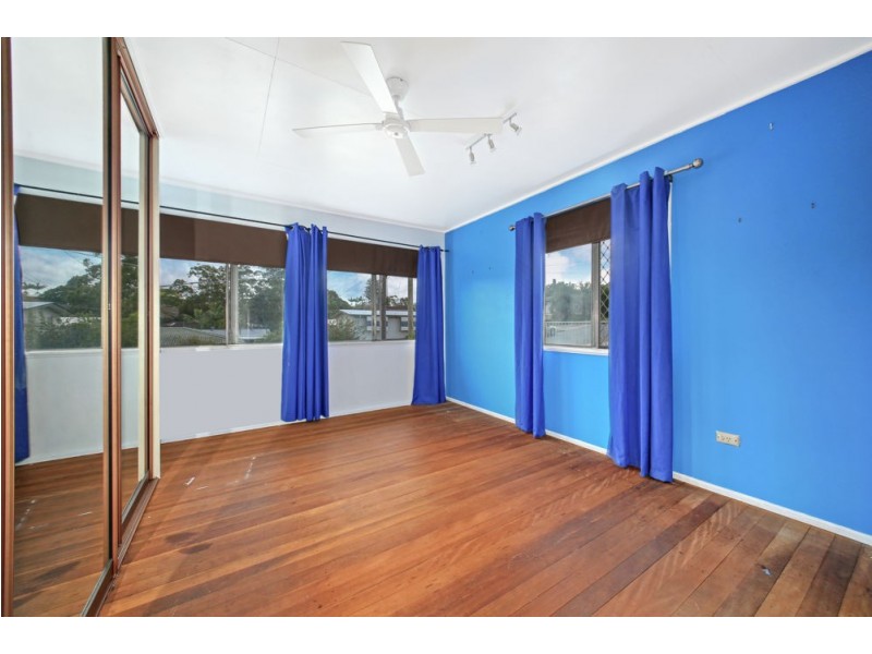 19 Penambul Crescent, Ferny Hills QLD 4055