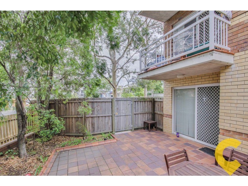 1/2 Surrey Street, Nundah QLD 4012