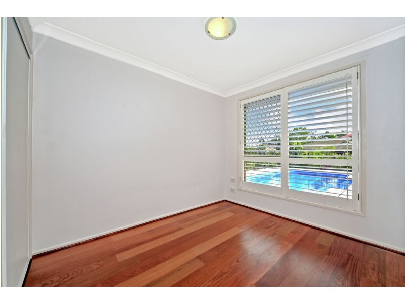 10 Vauton Court, Arana Hills QLD 4054