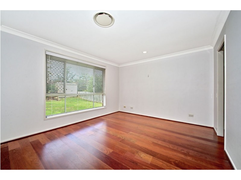 10 Vauton Court, Arana Hills QLD 4054