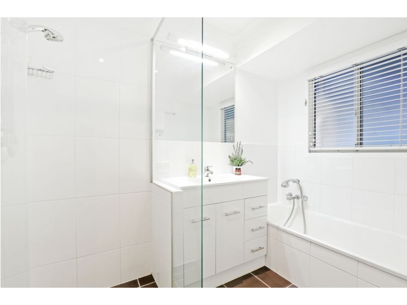 20 Teenan Street, Ferny Hills QLD 4055