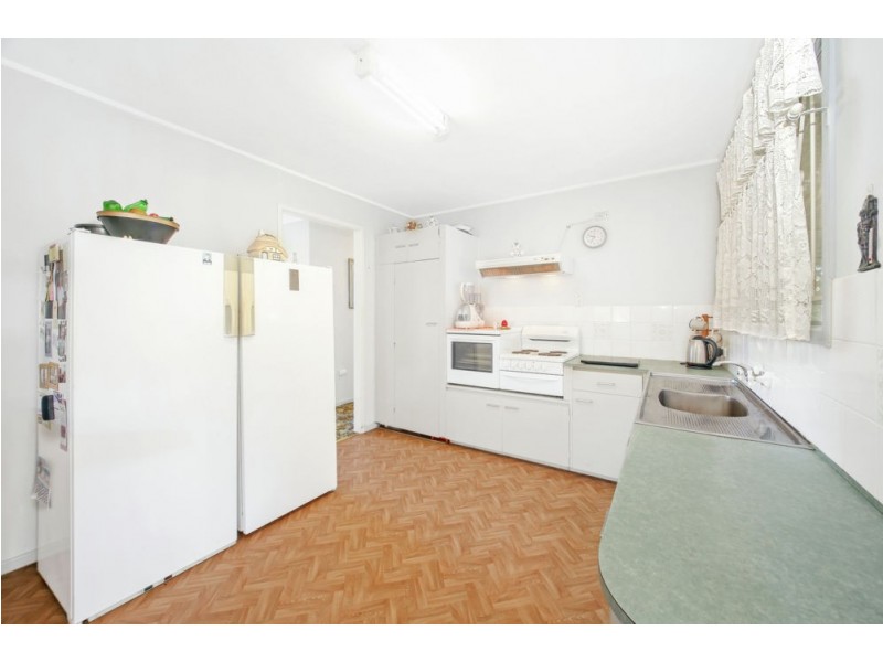 22 Elaroo Crescent, Ferny Hills QLD 4055