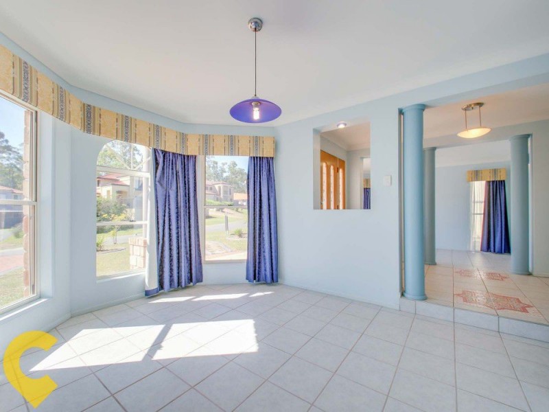 22 Bunyaville Close, Arana Hills QLD 4054