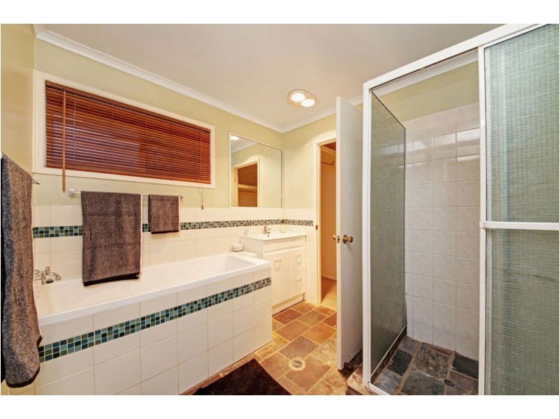 51 View Crescent, Arana Hills QLD 4054