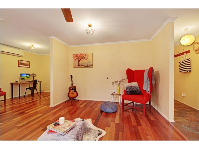 51 View Crescent, Arana Hills QLD 4054