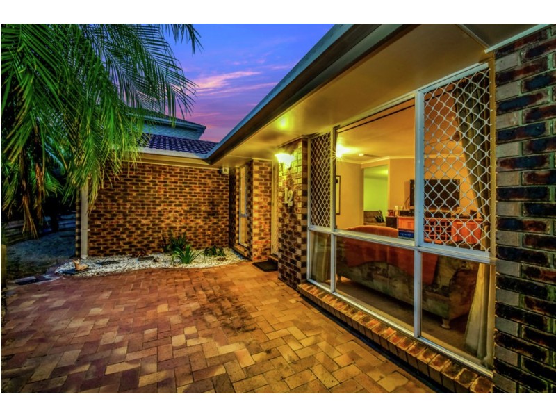 12 Leatherwood Drive, Arana Hills QLD 4054
