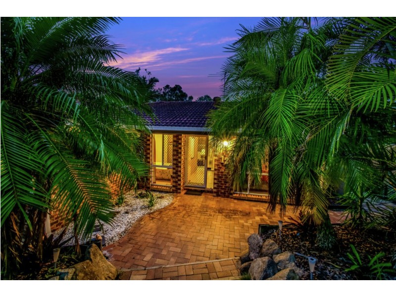 12 Leatherwood Drive, Arana Hills QLD 4054